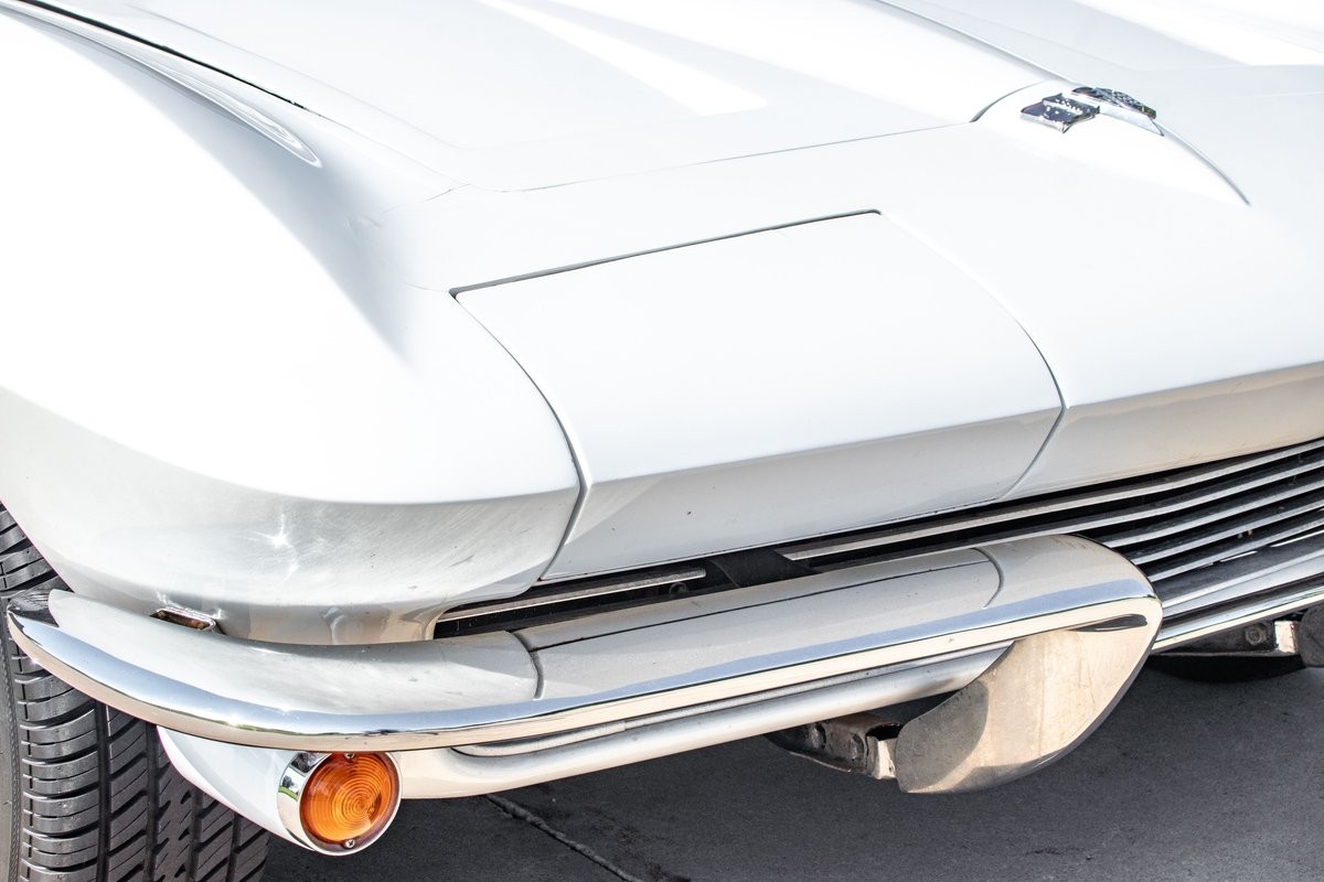 Chevrolet-Corvette-Convertible-4-spd-1964-Convertible-2