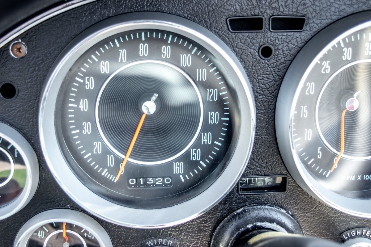 Chevrolet-Corvette-Convertible-4-spd-1964-Convertible-20