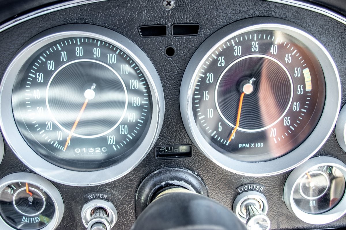 Chevrolet-Corvette-Convertible-4-spd-1964-Convertible-21