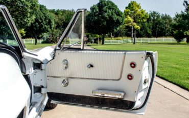 Chevrolet-Corvette-Convertible-4-spd-1964-Convertible-28