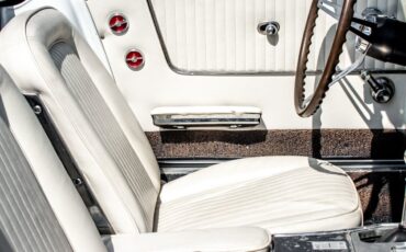 Chevrolet-Corvette-Convertible-4-spd-1964-Convertible-30