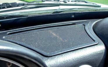 Chevrolet-Corvette-Convertible-4-spd-1964-Convertible-31