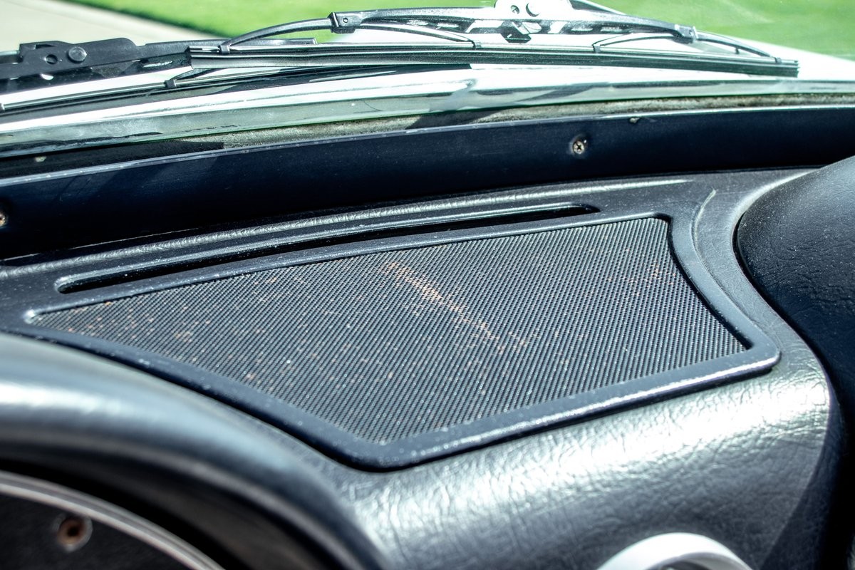 Chevrolet-Corvette-Convertible-4-spd-1964-Convertible-31