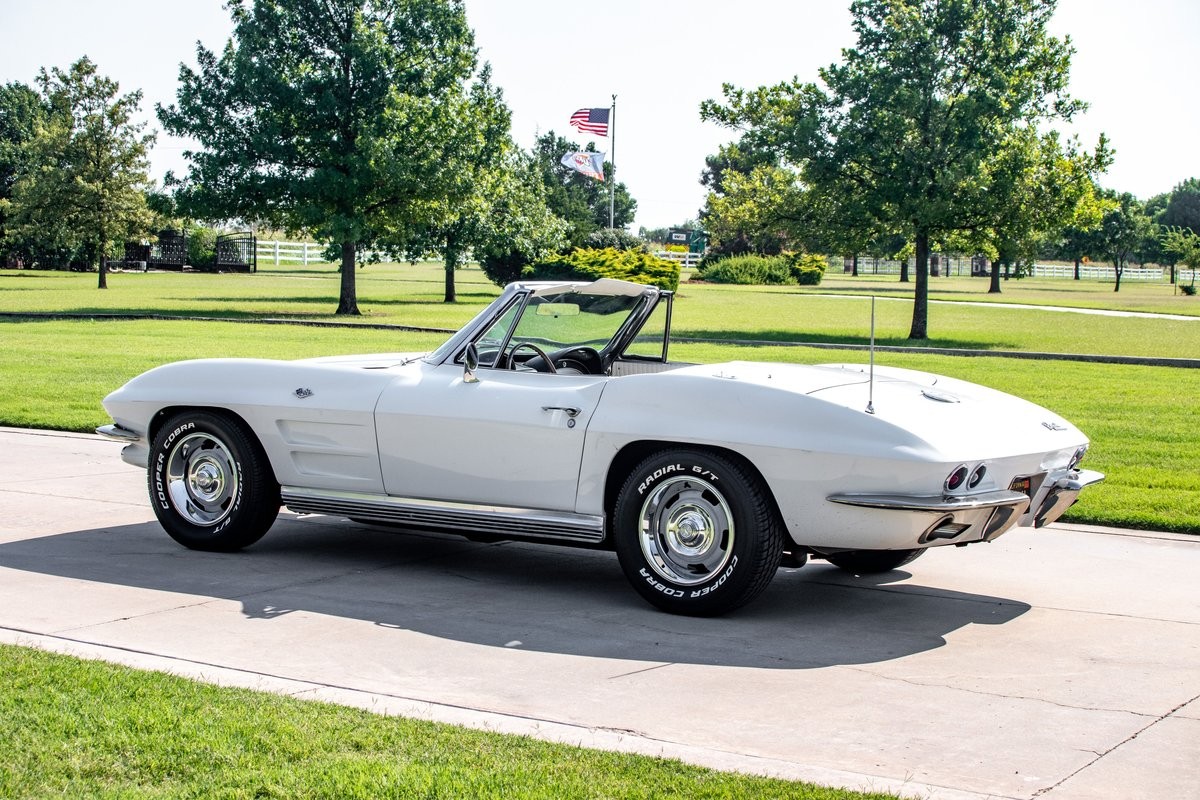 Chevrolet-Corvette-Convertible-4-spd-1964-Convertible-6