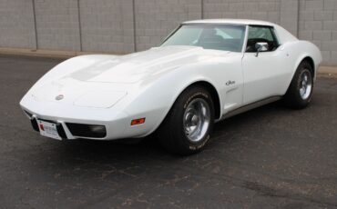 Chevrolet-Corvette-L-48-1975-Coupe-11
