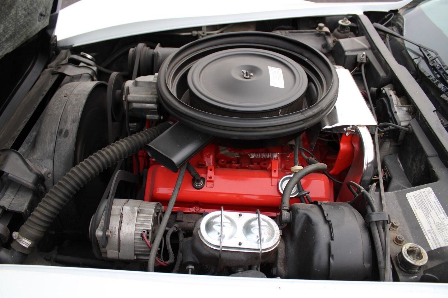 Chevrolet-Corvette-L-48-1975-Coupe-14