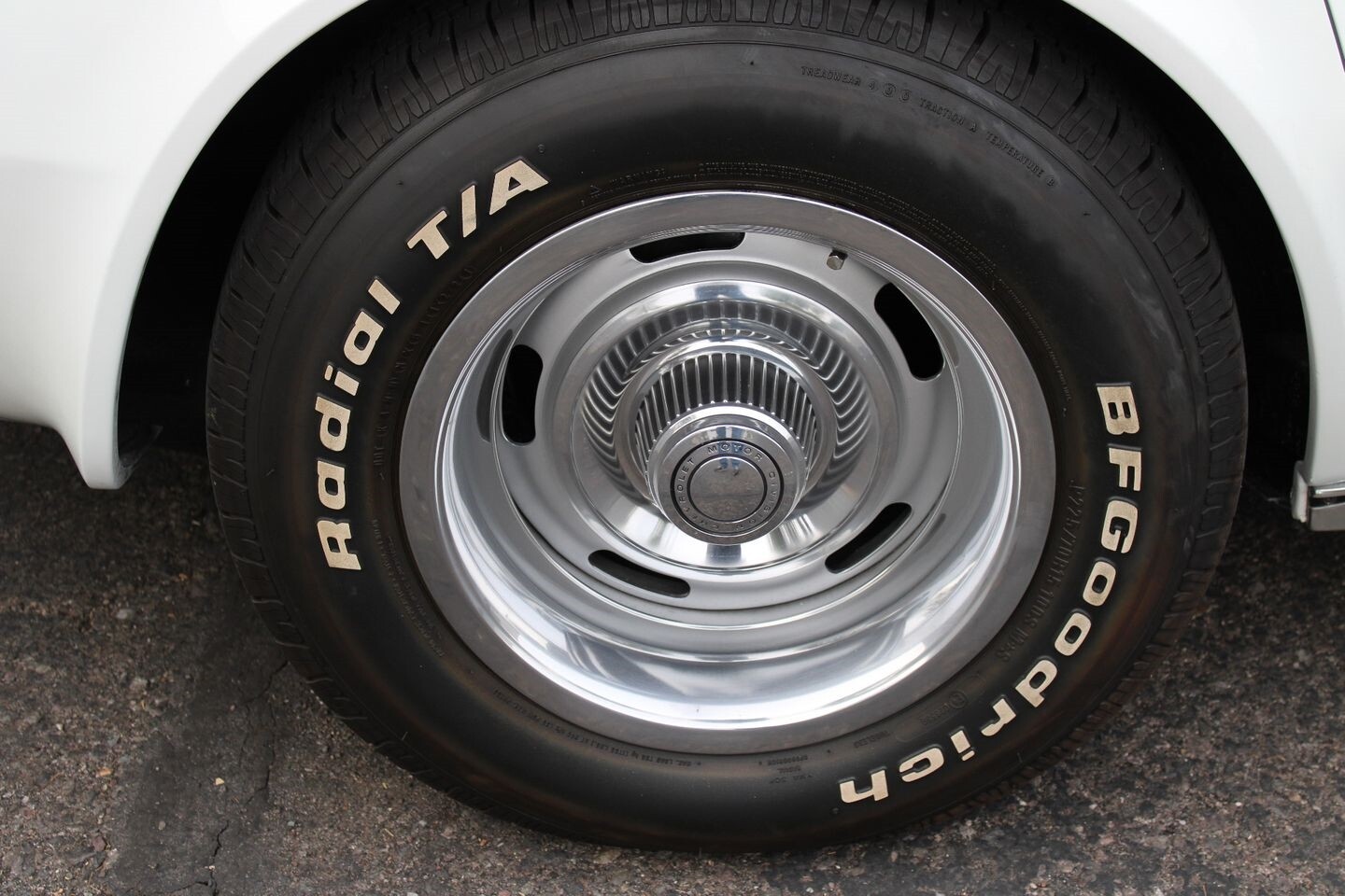 Chevrolet-Corvette-L-48-1975-Coupe-21