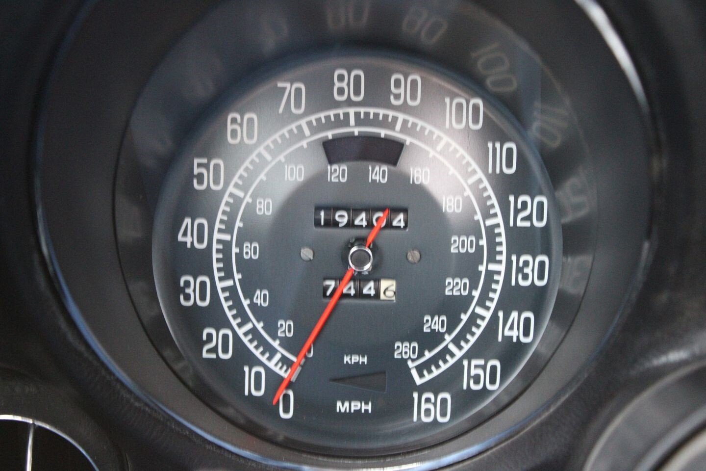 Chevrolet-Corvette-L-48-1975-Coupe-27