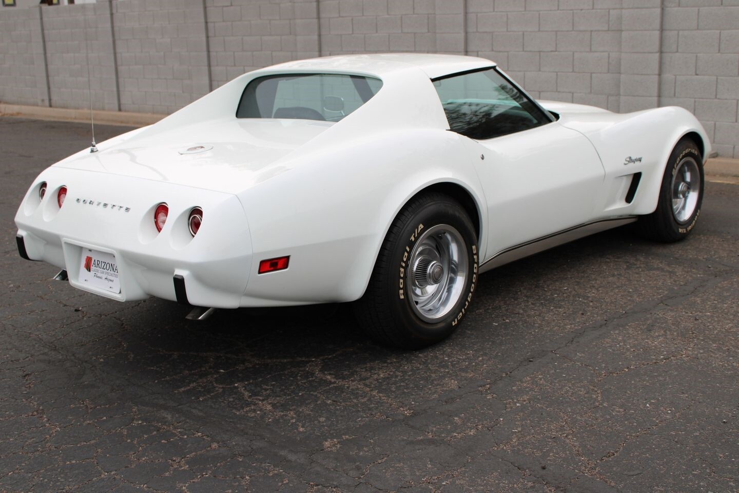 Chevrolet-Corvette-L-48-1975-Coupe-32