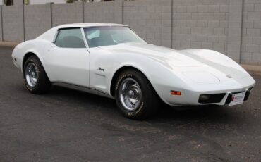 Chevrolet-Corvette-L-48-1975-Coupe