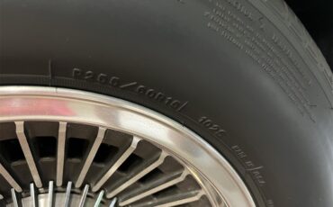 Chevrolet-Corvette-c3-collectors-edition-1982-SilverBeige-SilverBeige-20