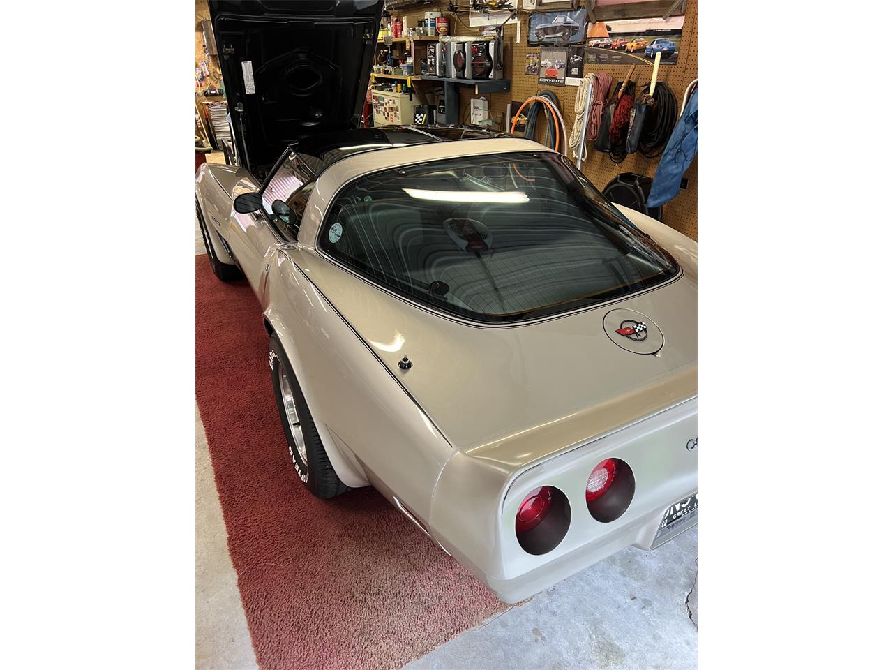 Chevrolet-Corvette-c3-collectors-edition-1982-SilverBeige-SilverBeige-6