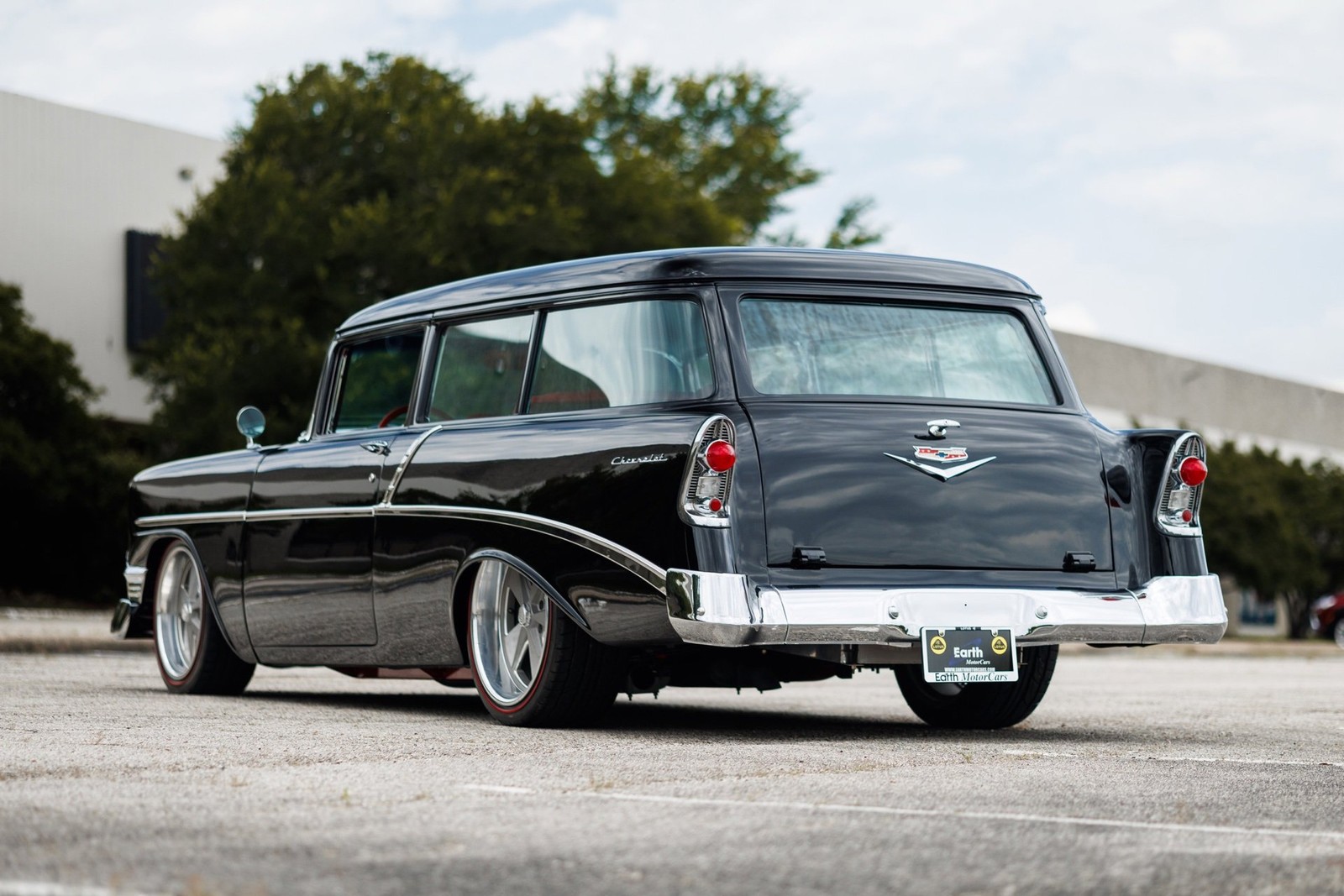 Chevrolet-Custom-1956-2DR-Wagon-10