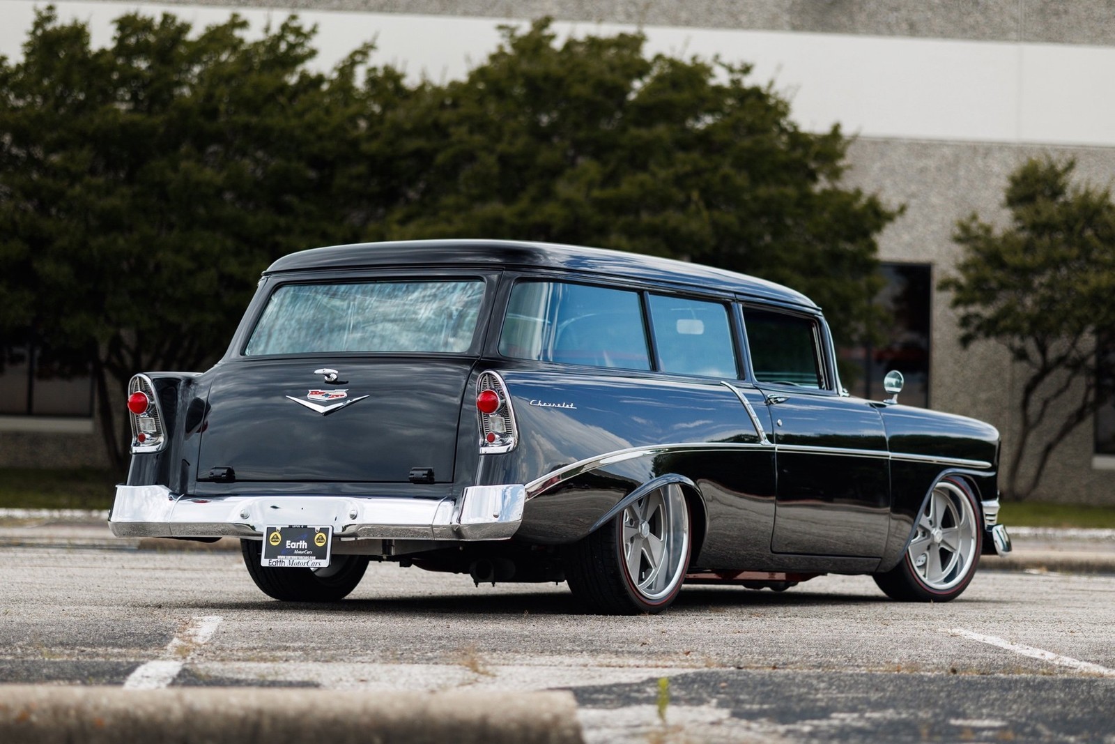Chevrolet-Custom-1956-2DR-Wagon-12