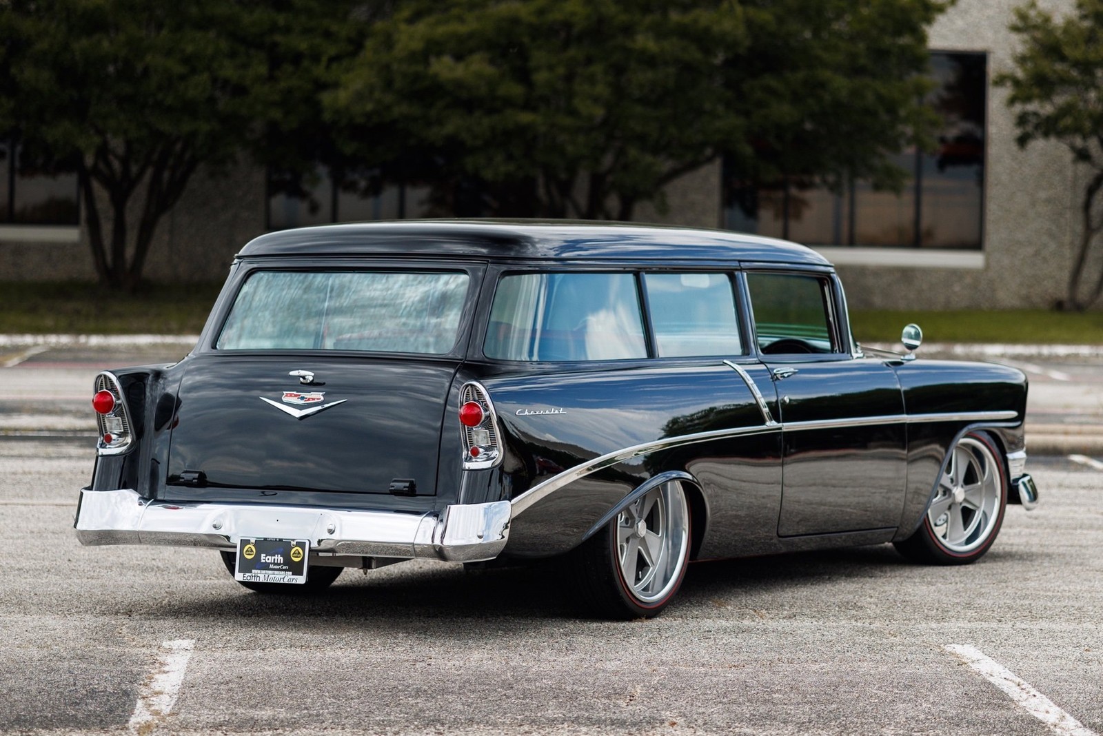Chevrolet-Custom-1956-2DR-Wagon-13