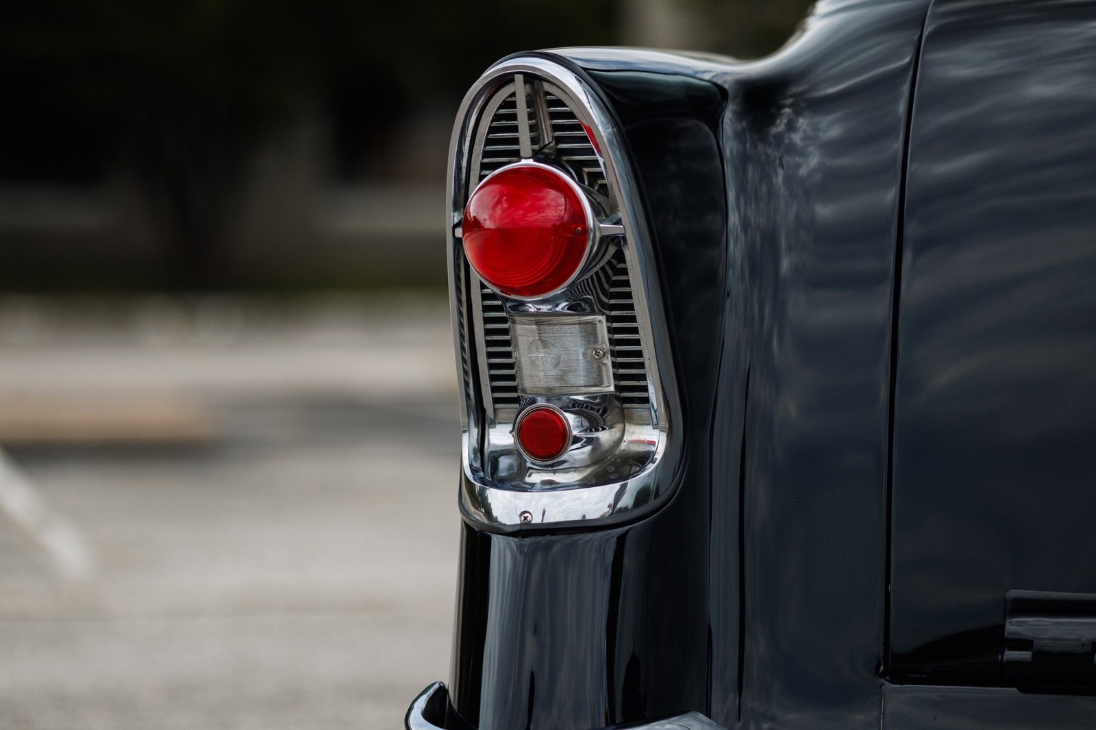 Chevrolet-Custom-1956-2DR-Wagon-32