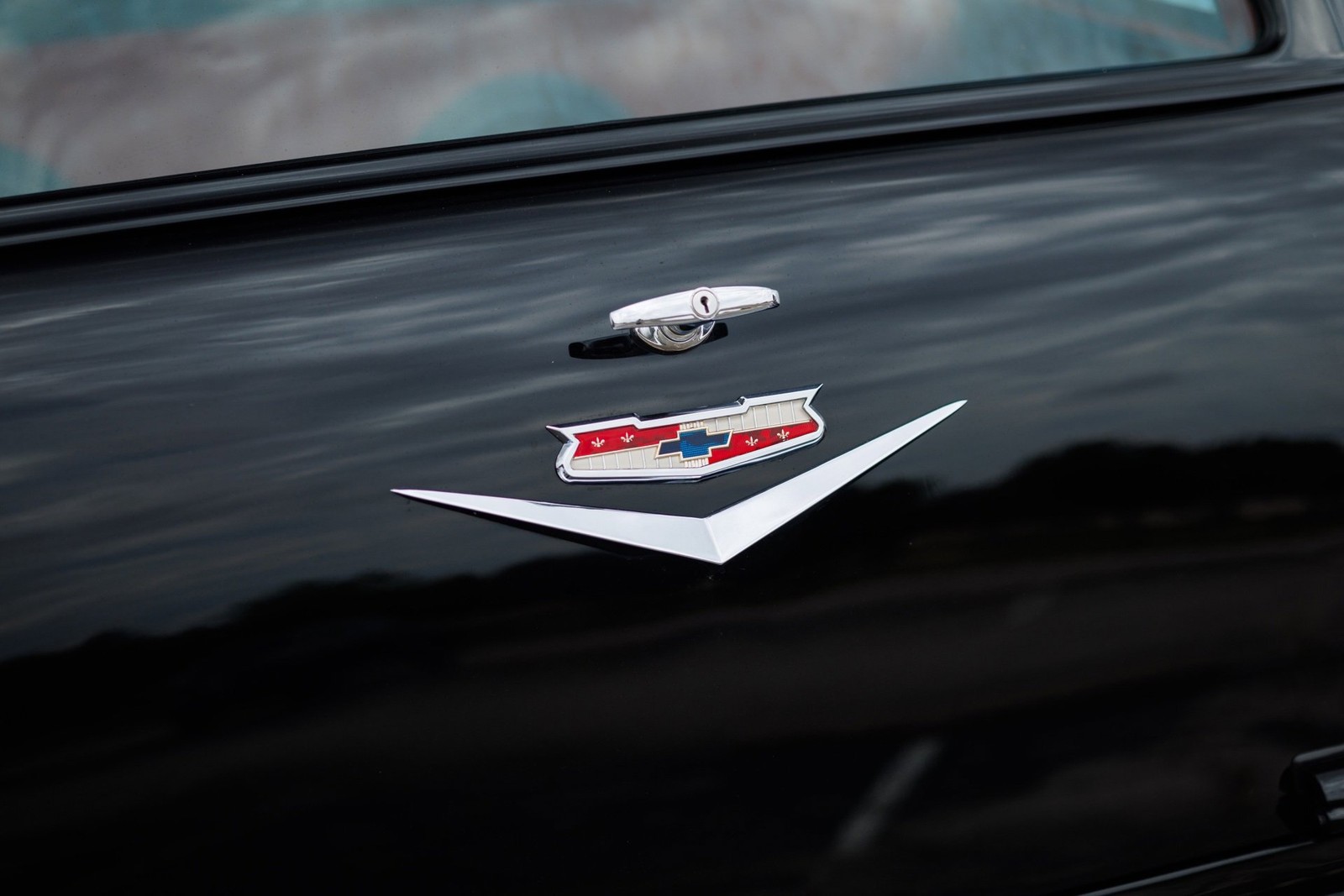 Chevrolet-Custom-1956-2DR-Wagon-34