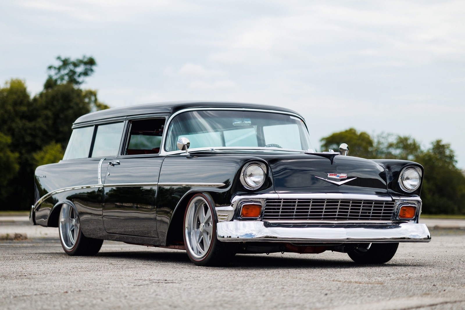 Chevrolet-Custom-1956-2DR-Wagon-4