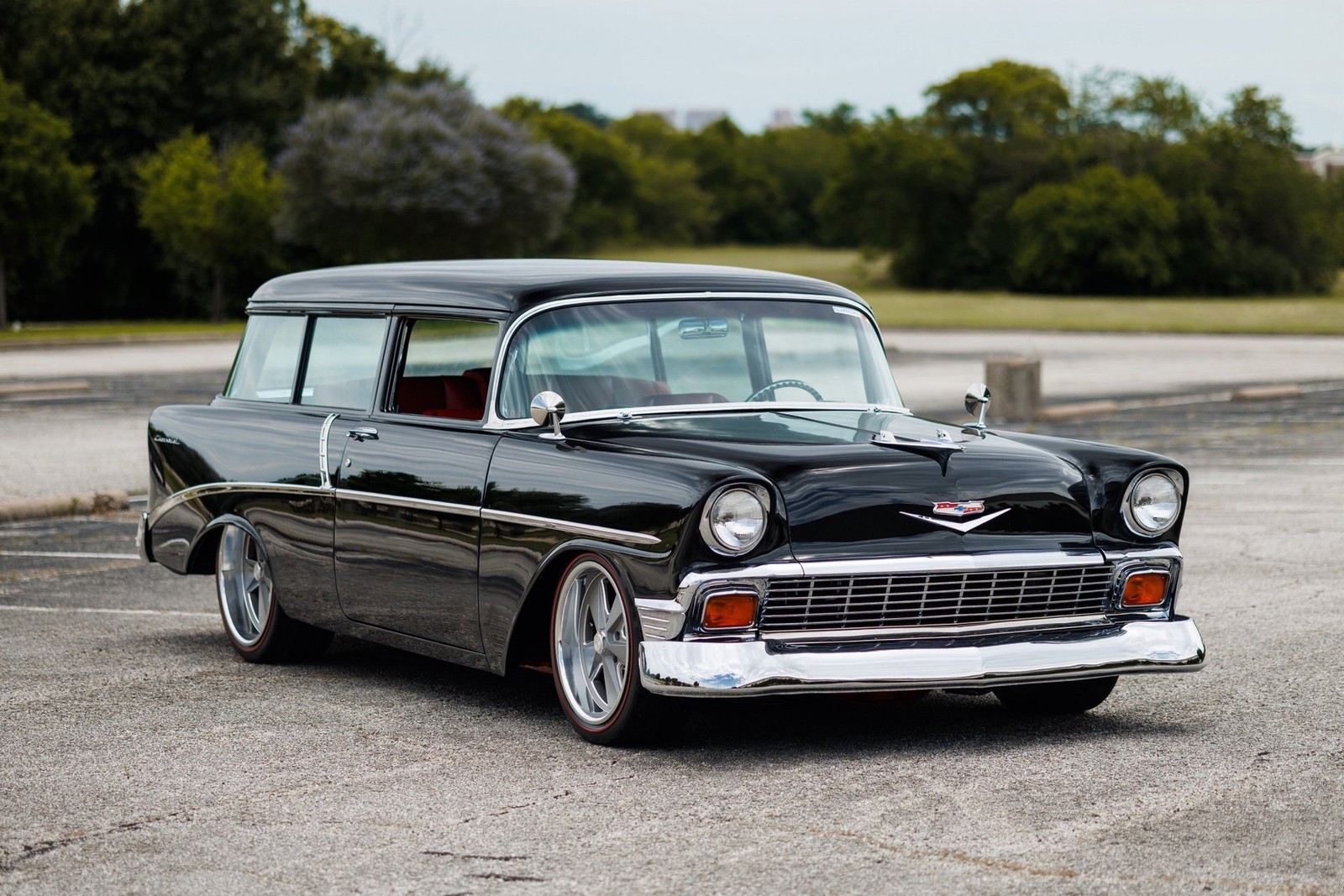 Chevrolet-Custom-1956-2DR-Wagon-5