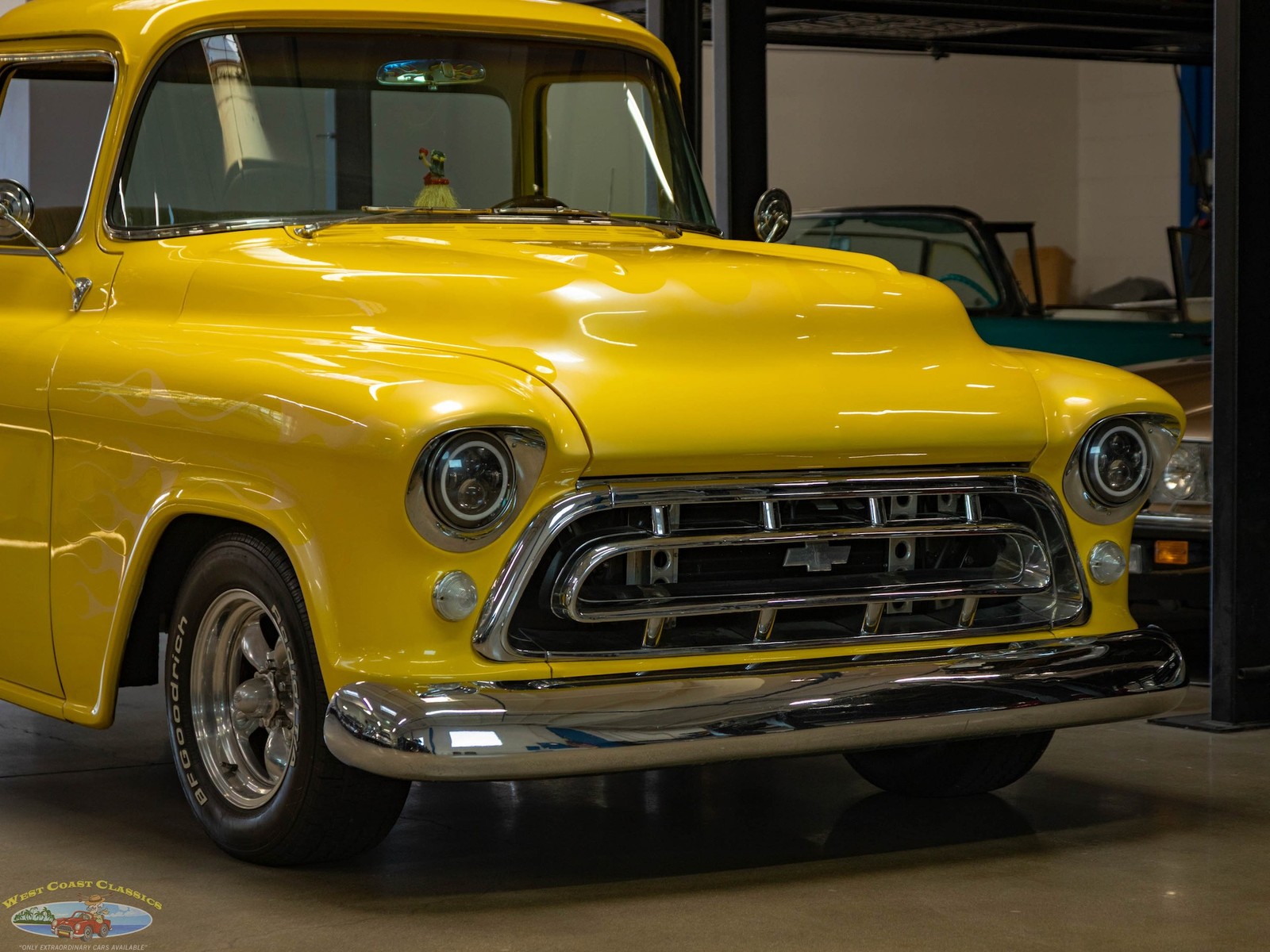 Chevrolet-Custom-Pick-Up-1957-Pick-Up-Truck-12