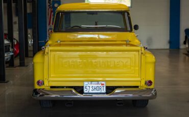 Chevrolet-Custom-Pick-Up-1957-Pick-Up-Truck-17