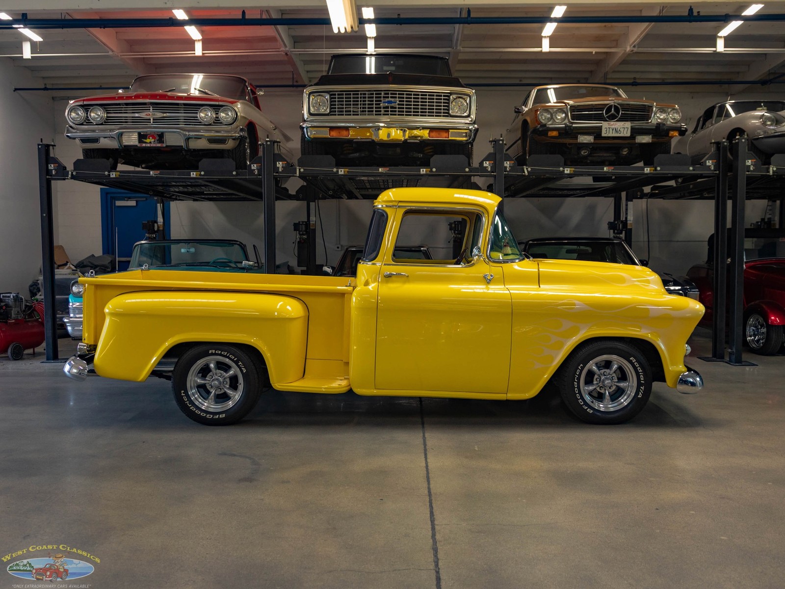 Chevrolet-Custom-Pick-Up-1957-Pick-Up-Truck-2