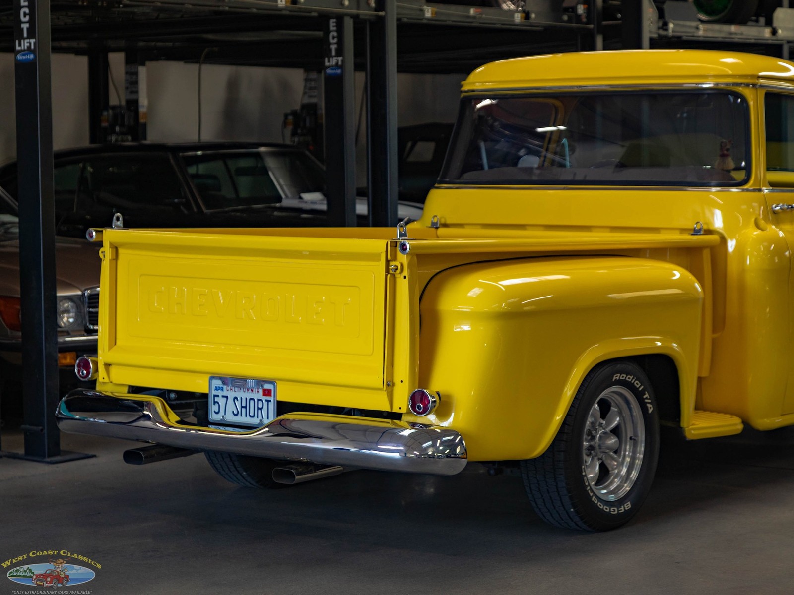 Chevrolet-Custom-Pick-Up-1957-Pick-Up-Truck-25
