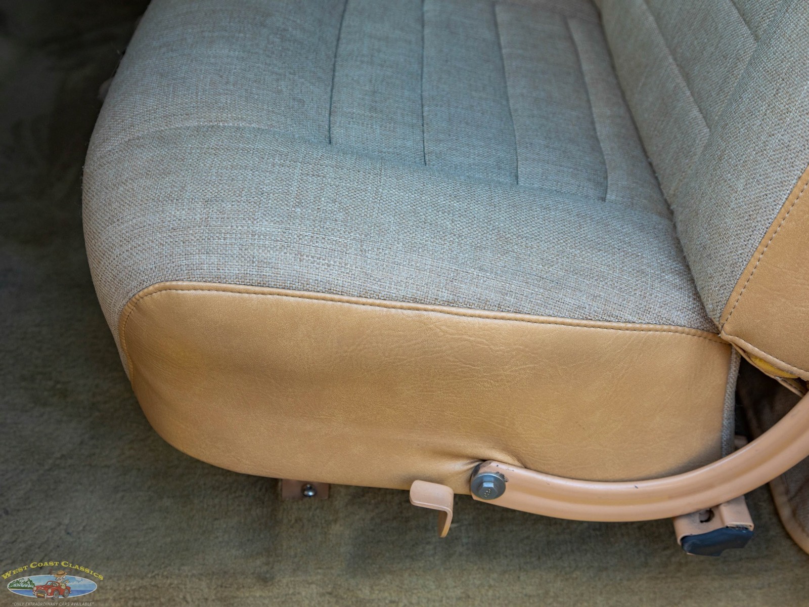 Chevrolet-Custom-Pick-Up-1957-Pick-Up-Truck-31