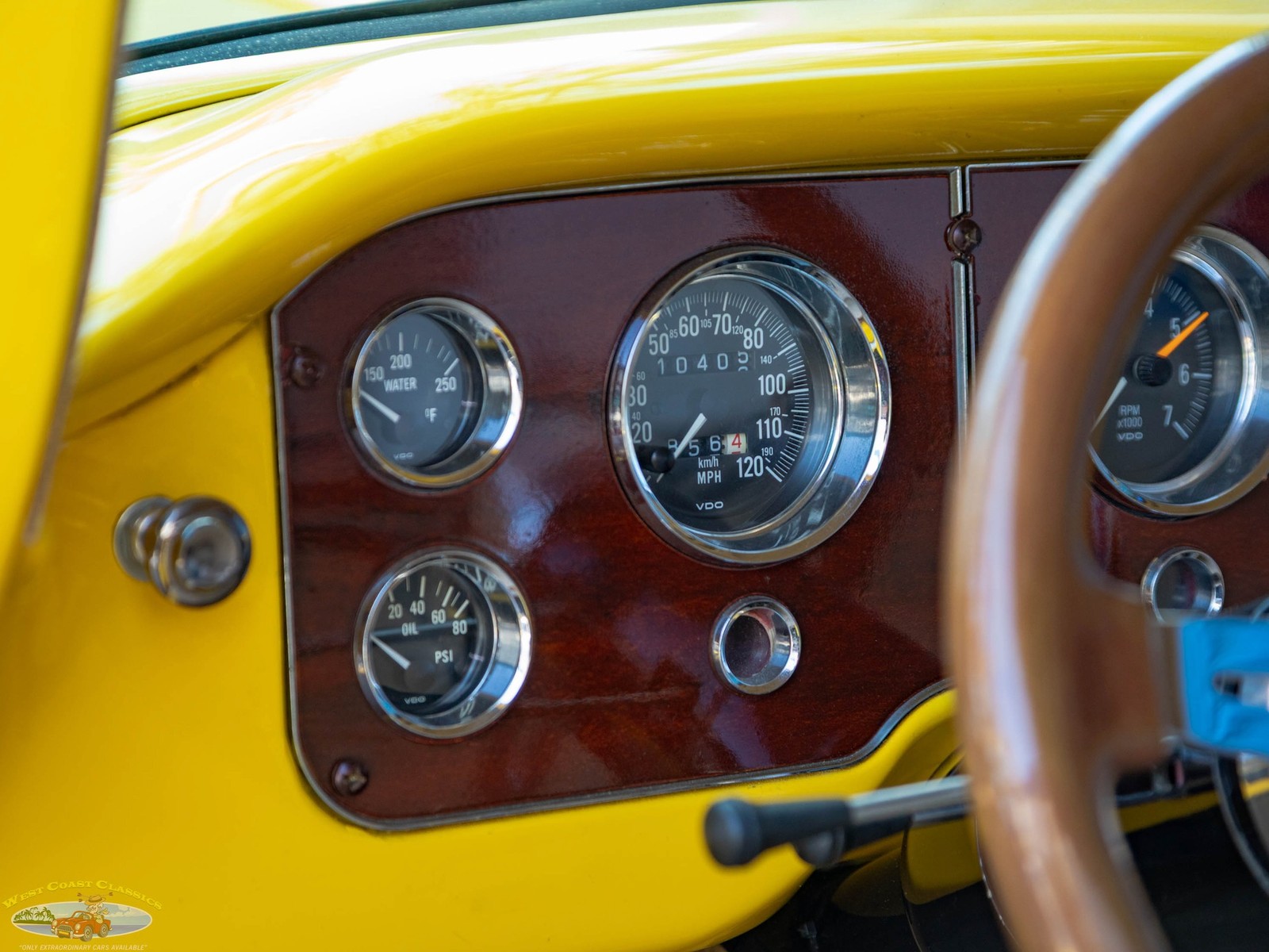 Chevrolet-Custom-Pick-Up-1957-Pick-Up-Truck-36