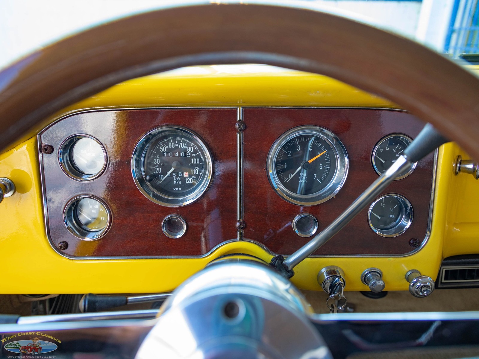Chevrolet-Custom-Pick-Up-1957-Pick-Up-Truck-37