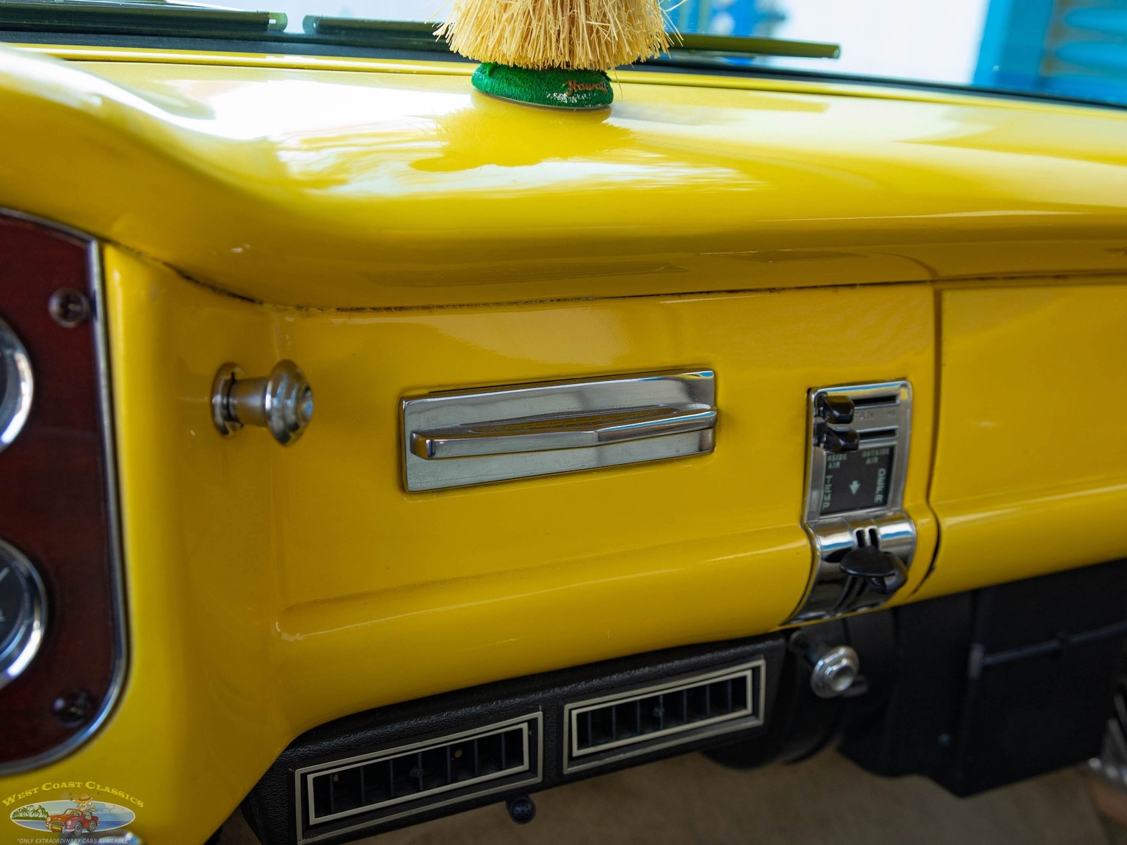 Chevrolet-Custom-Pick-Up-1957-Pick-Up-Truck-38