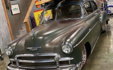 Chevrolet-Deluxe-1950-Sedan