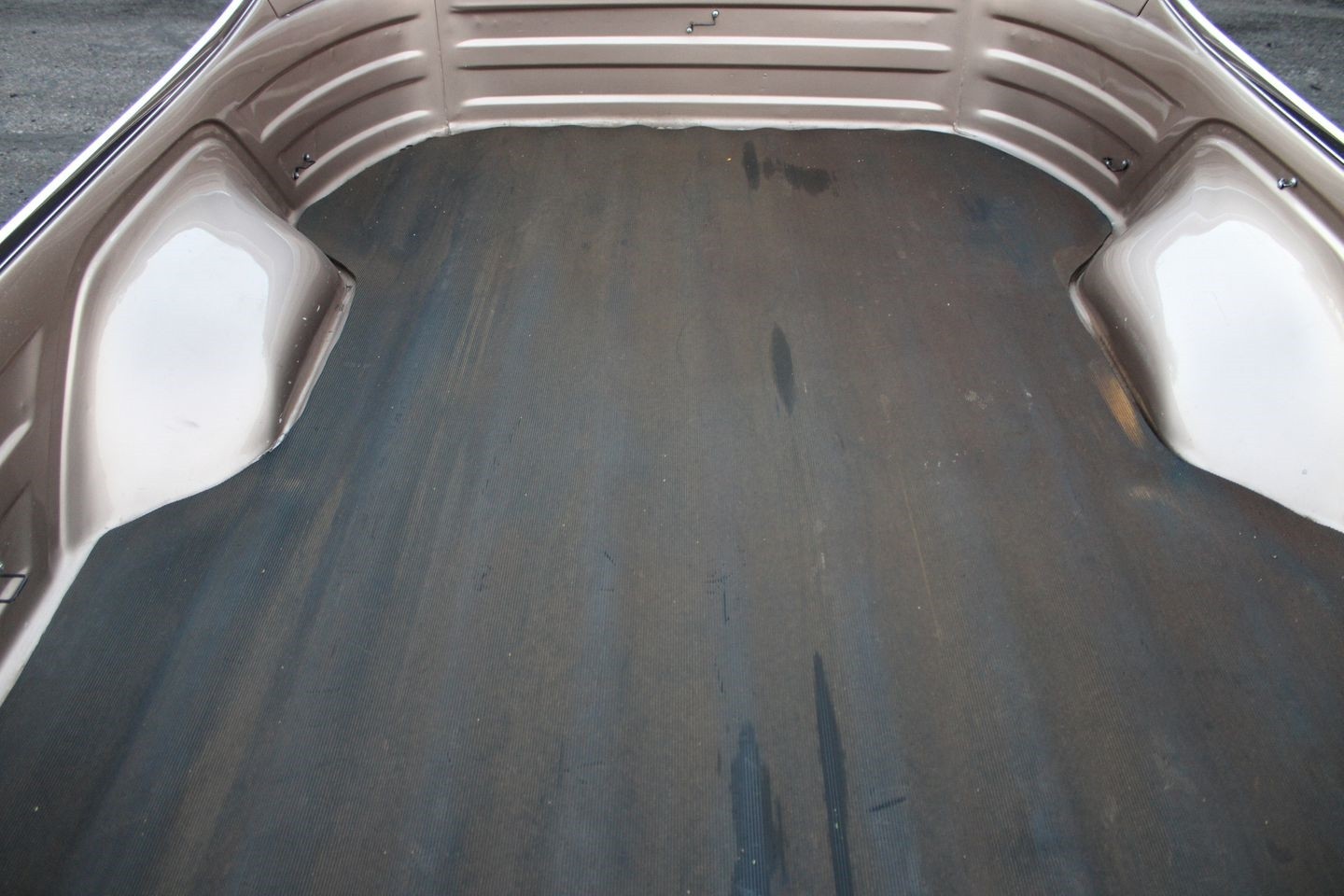 Chevrolet-El-Camino-1982-Pickup-Truck-16