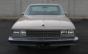 Chevrolet-El-Camino-1982-Pickup-Truck-8