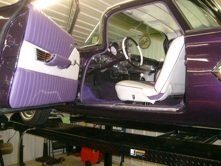 Chevrolet-El-camino-1960-Thistle-Metallic-PurpleWhite-1