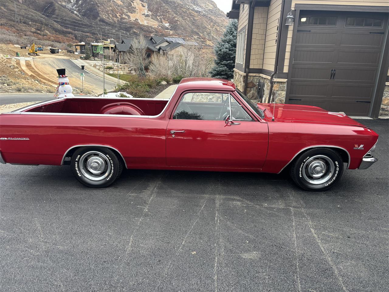 Chevrolet-El-camino-1966-Red-Black-11