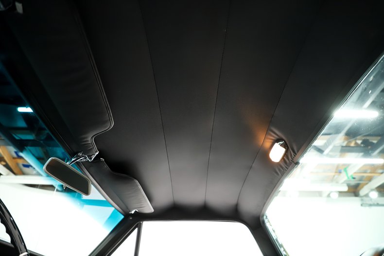 Chevrolet-El-camino-1966-Tuxedo-Black-Black-32