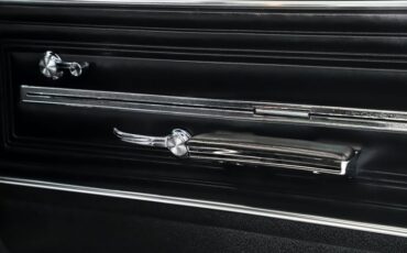 Chevrolet-El-camino-1966-Tuxedo-Black-Black-35