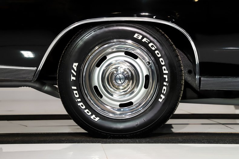 Chevrolet-El-camino-1966-Tuxedo-Black-Black-44