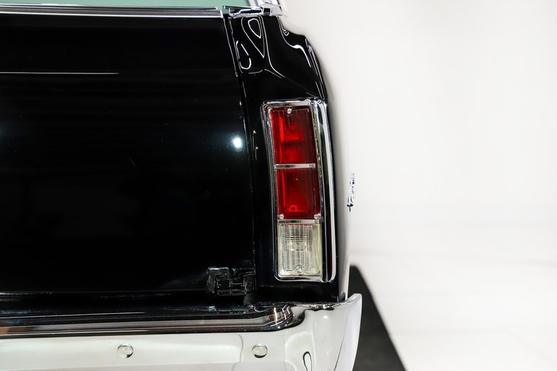 Chevrolet-El-camino-1966-Tuxedo-Black-Black-47