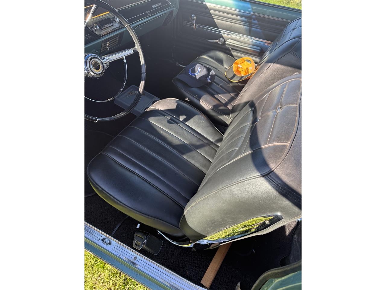 Chevrolet-El-camino-1966-artesian-turquoise-black-3