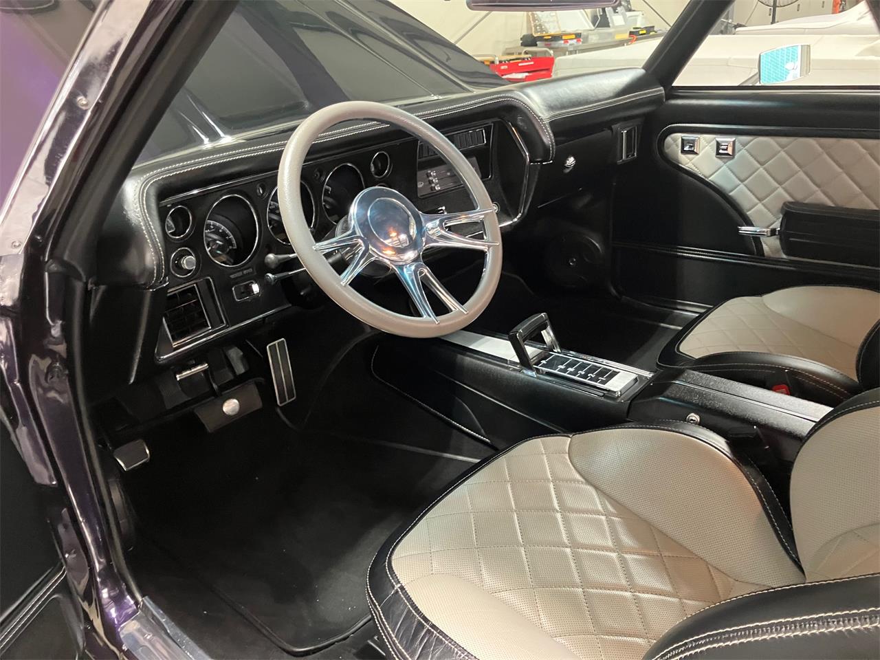 Chevrolet-El-camino-1972-Custom-Plum-Two-Tone-CreamBlack-1