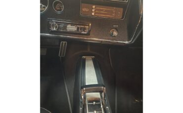 Chevrolet-El-camino-1972-Custom-Plum-Two-Tone-CreamBlack-12