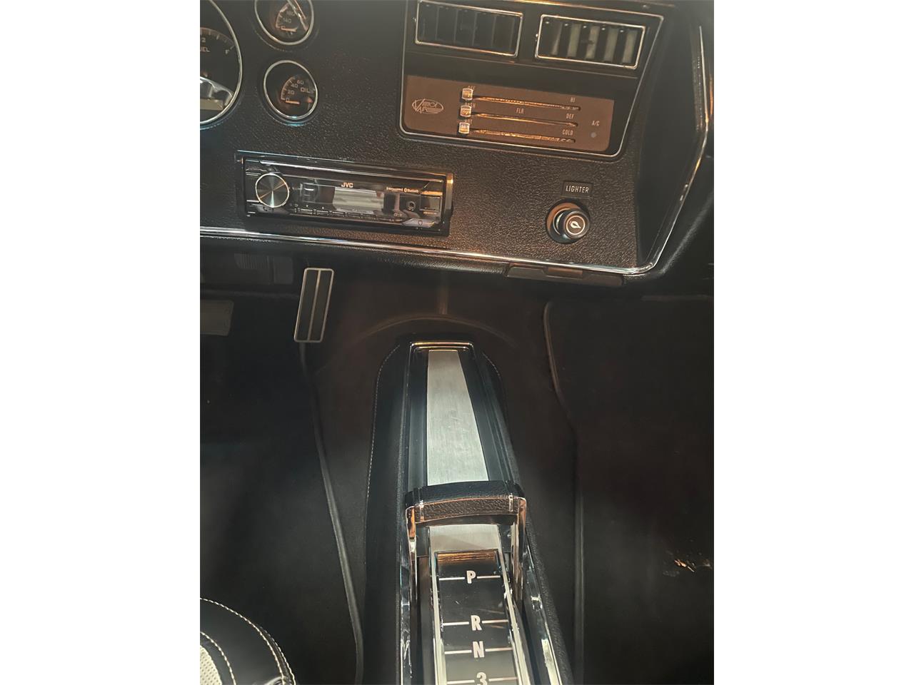 Chevrolet-El-camino-1972-Custom-Plum-Two-Tone-CreamBlack-12