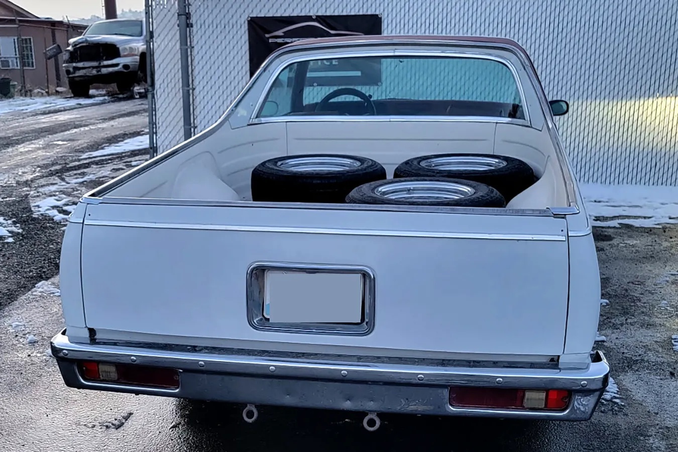Chevrolet-El-camino-1978-White-Red-14