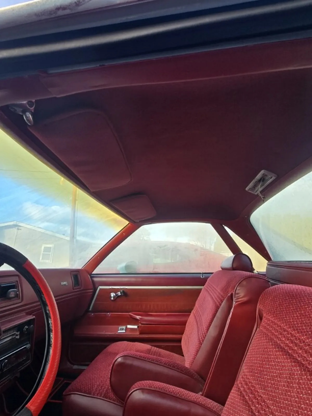 Chevrolet-El-camino-1978-White-Red-16