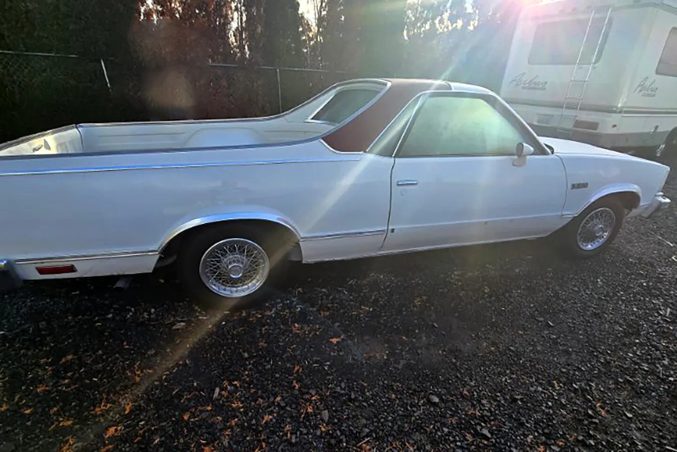 Chevrolet-El-camino-1978-White-Red-7
