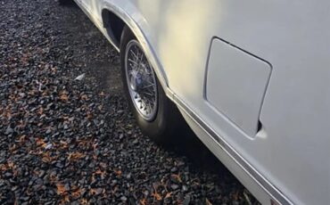 Chevrolet-El-camino-1978-White-Red-9