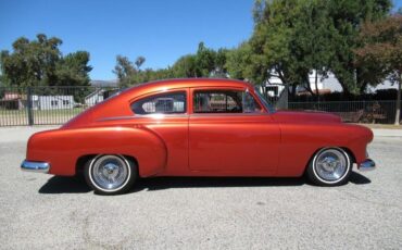 Chevrolet-Fleetline-1951-Atomic-Orange-Meta-Gray-3