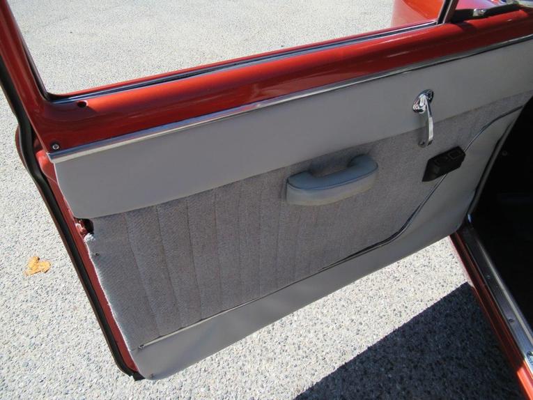 Chevrolet-Fleetline-1951-Atomic-Orange-Meta-Gray-9